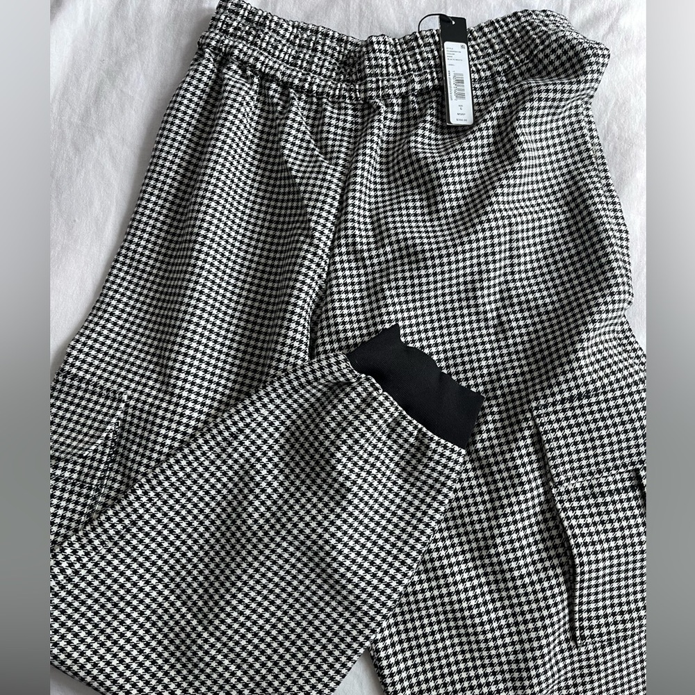 Alice + Olivia Houndstooth Cargo Jogger